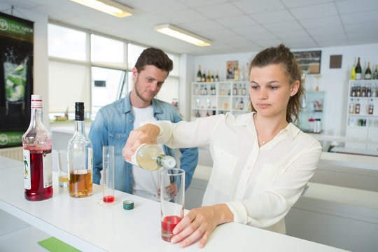 students in a tasting class