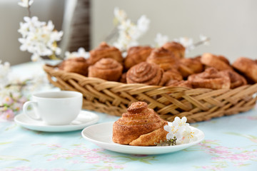 Homemade cinnamon buns cakes on a table