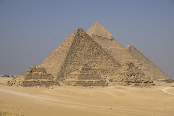 pyramid of guiza