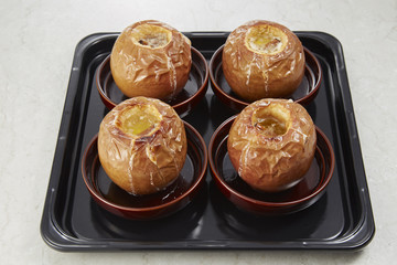 焼きりんご