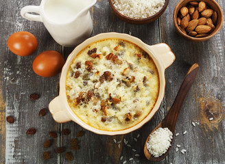 Rice pudding with raisin
