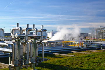 Refinery for the production of fuel - industrial plant