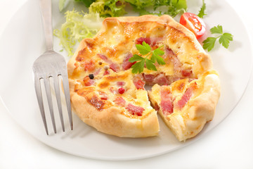 close up on quiche