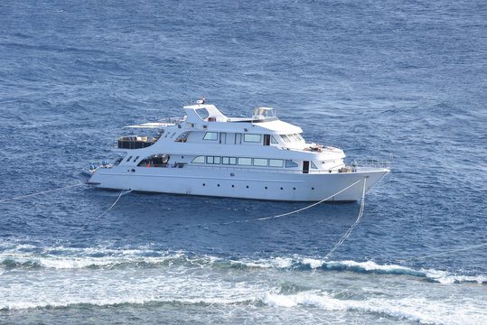 luxury yacht in red sea egypt