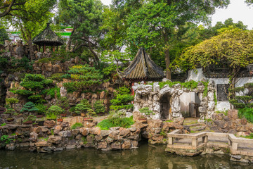Fototapeta na wymiar Yuyuan garden scenic view in Shanghai, China