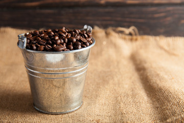 Fototapeta na wymiar coffee beans in a bucket