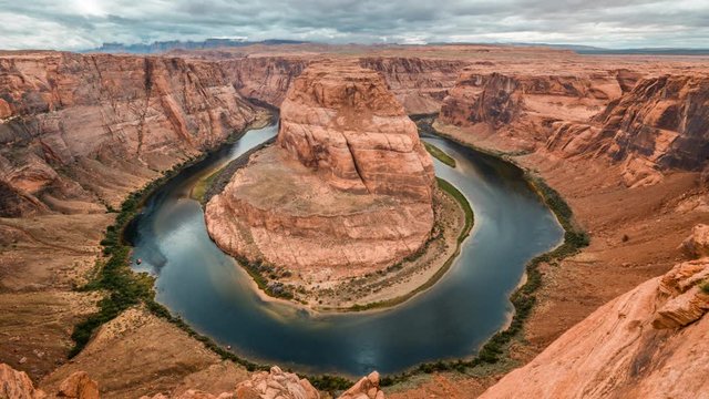 Timelapse.Horseshoe Bend with Clouds and River,United States.