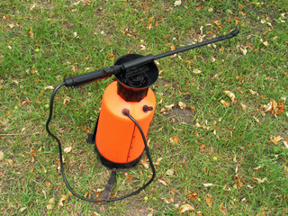 Hand sprayer