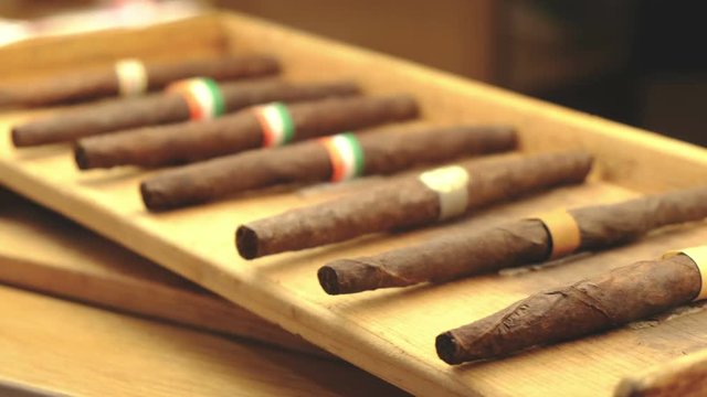 Sigaro Toscano Classico - a classic italian cigar