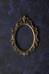 Vintage oval frame