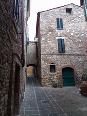 Fototapeta na wymiar View of the city of Rapolano Terme