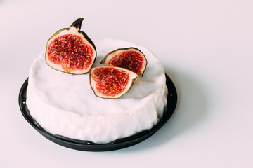 Camembert with honey and fig
