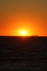 Fototapeta na wymiar Sunset at Indian Ocean in Cottesloe Beach, Perth Western Australia 