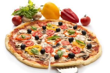 Pizza with ham, pepper and olives