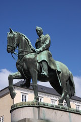 Fototapeta na wymiar Equestrian Statue of King Christian X in Copenhagen