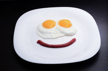 egg, face, funny, white, happy, cartoon, easter, smiley, concept, sad, food, breakfast, background, faces, smile, fun, eggs, emoji, love, expression, emotion, isolated, sign, happiness, drawing, joy, 