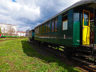 Obraz premium Wagon wahadłowy na stacji