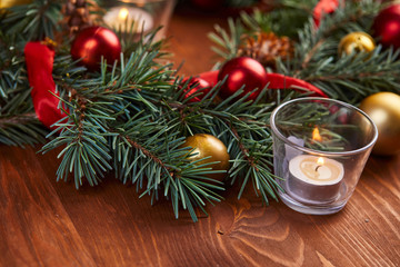 christmas wreath with red and golden balls