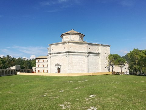Santuario di Macereto