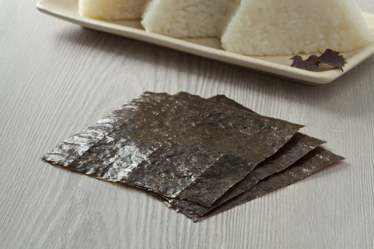 Japanese seaweed, nori, to prepare onigiri