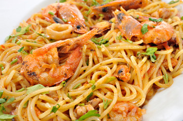 Pasta with shrimps 