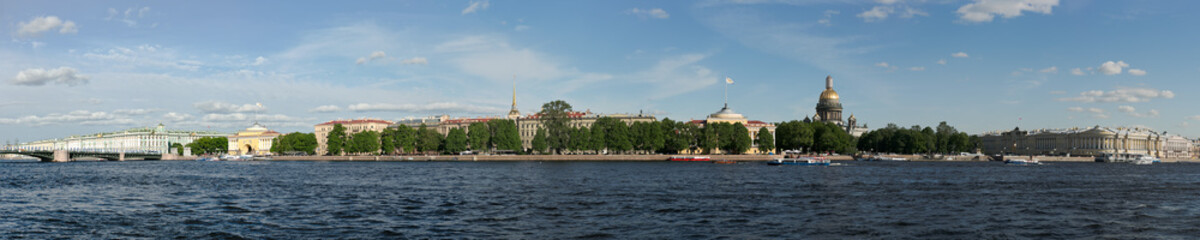 Fototapeta na wymiar Panorama view of embankment on the Neva river in summer in Saint-Petersburg