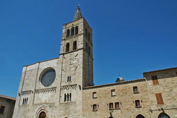 Fototapeta na wymiar Bevagna, Umbria - la chiesa di San Michele Arcangelo