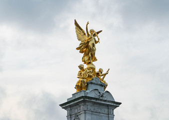Fototapeta na wymiar Victoria Memorial London