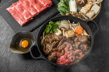 和牛ですきやき　Tasty sukiyaki Japanese cuisine 