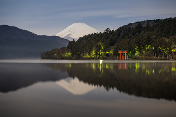 Fototapeta premium Mt.Fuji and Ashi lake at night time , the lake with Mount Fuji in the background is the symbol of Hakone , Kanagawa prefecture , Japan
