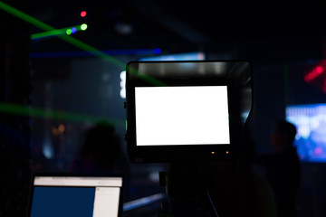 Fototapeta premium blank screen of camera viewfinder for broadcasting live event in night club. video production concept
