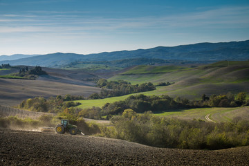 Fototapeta premium Volterra, Pisa, Italy - November 1, 2017: Hikers depart from Saline for the Volterra hills