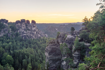 Beeindruckende Felsformationen des Elbsandsteingebirge