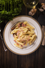 Pasta with cheese sauce and bacon