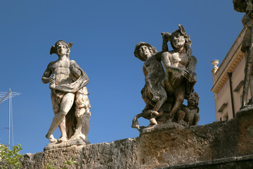 Obraz premium Bagheria, Sicily, Italy. Exotic sculptures (XVIII cent.) at Villa Palagonia