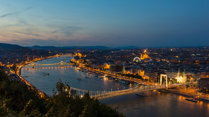 Naklejka na ściany i meble Budapest von oben