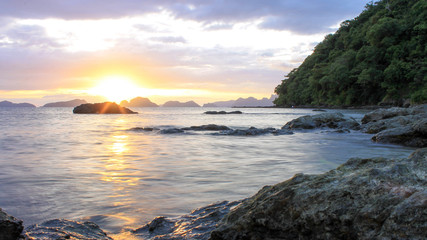 Obraz premium Sundown at Depeldet Island