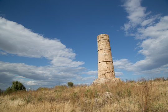 Colonna Pizzuta, Sicily 