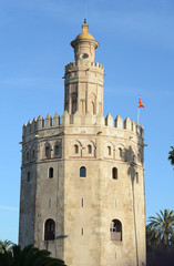 Fototapeta na wymiar Golden tower in Sevilla.
