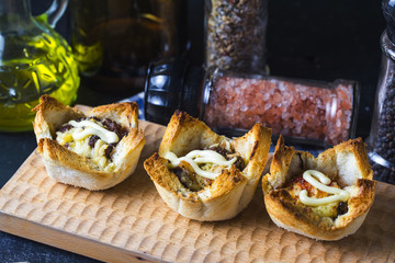 Roast toast with beef cheese