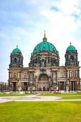 Fototapeta na wymiar ベルリン大聖堂