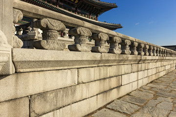 Fototapeta na wymiar korean royal palace, landscape, Gyeongbokgung palace in seoul, korea.
