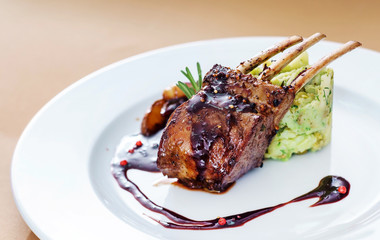 venison carree