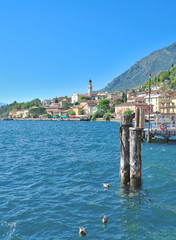 der beliebte Touristenort Limone sul Garda am Gardasee,Lombardei,Italien