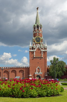 Spasskaya tower in the Moscow Kremlin, Russia
