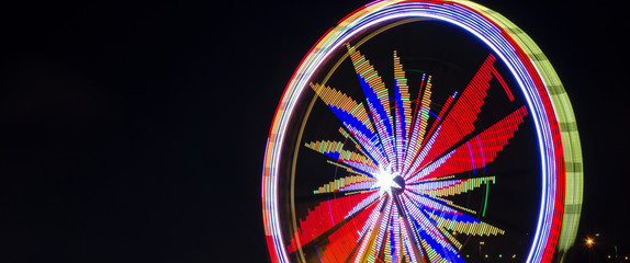 FERRIS WHEEL AT NIGHT - Carousel for children and adults