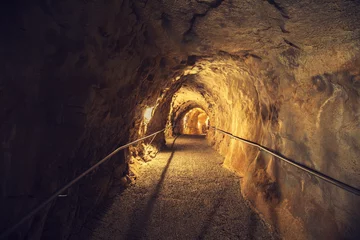 Tableaux ronds sur plexiglas Tunnel Tunnel in the rock. Rosh Hanikra Israel