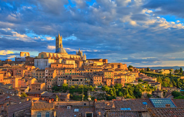 Obraz premium Cathédrale de Sienne au coucher de soleil, Toscane