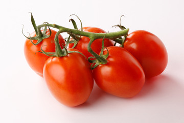 Flaschentomaten am Stiel