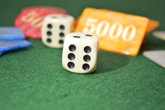 dadi da gioco al casin&ograve;